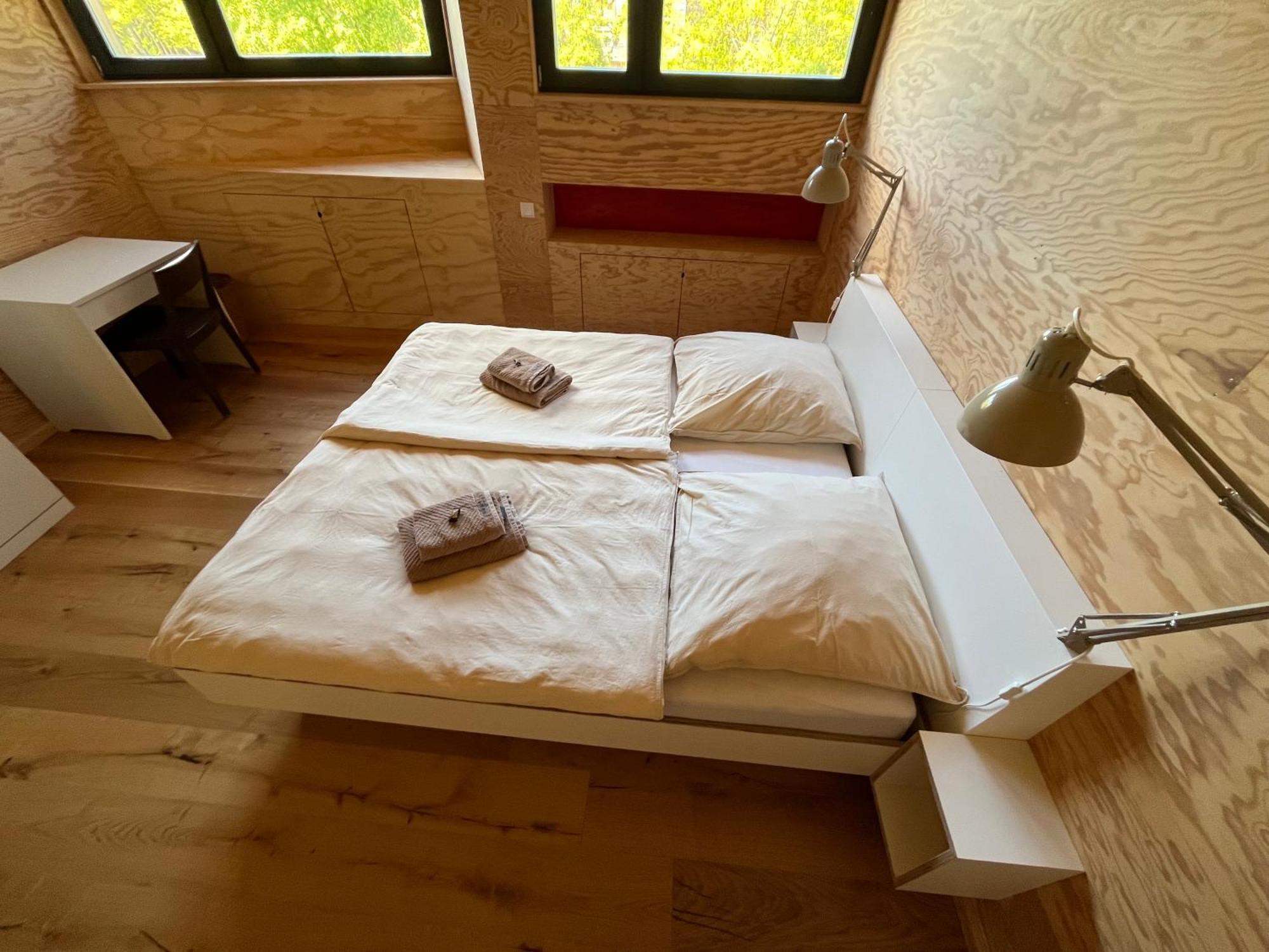 Grosse Wohnung Mit Loggia Templin Eksteriør billede